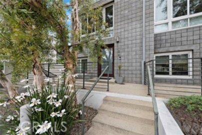 Elegant Newly Listed R1 Living Townhouse Located at 4151 Redwood Avenue #106